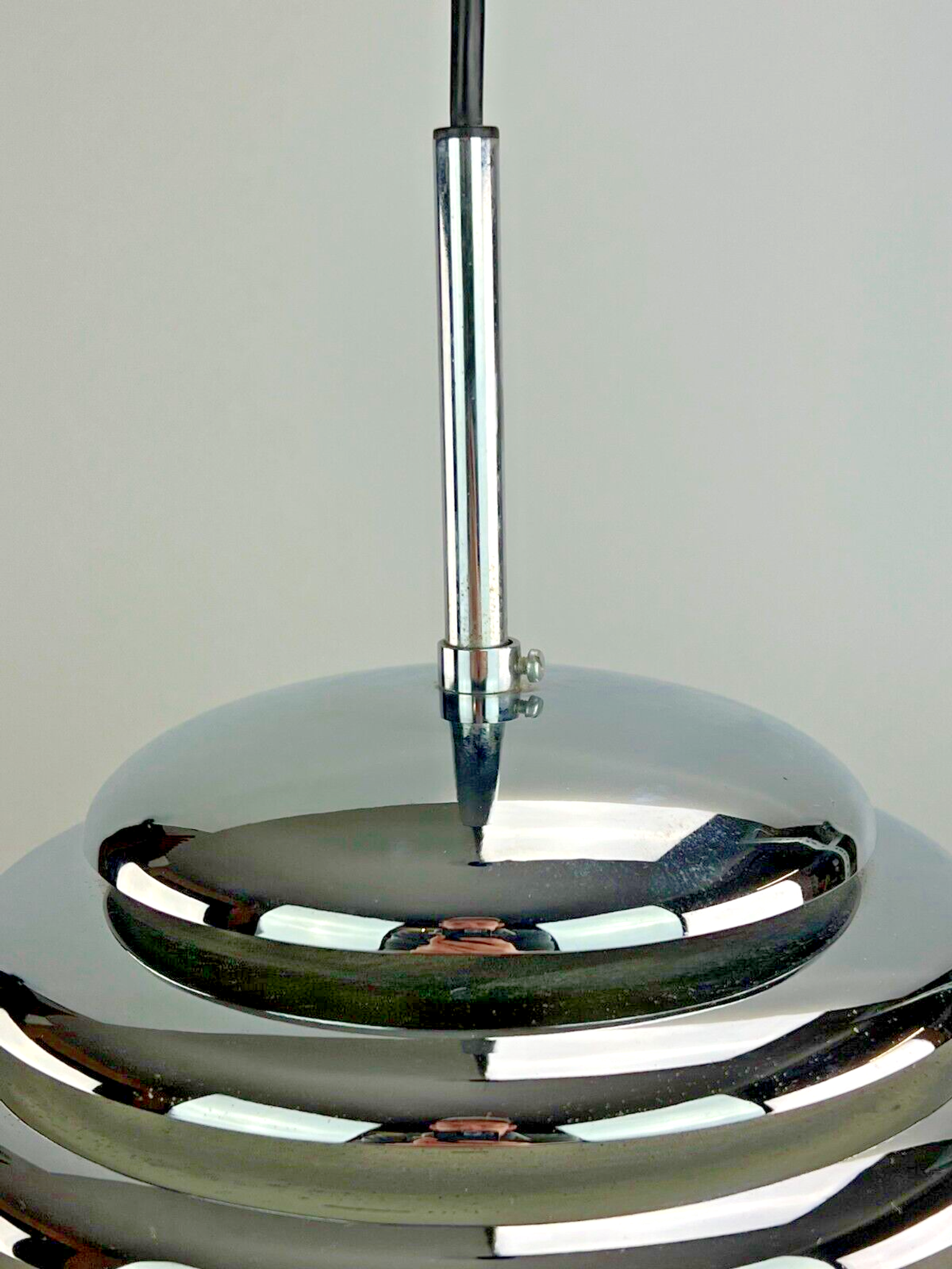 1960s suspension Kazuo Motozawa Saturno chrome design