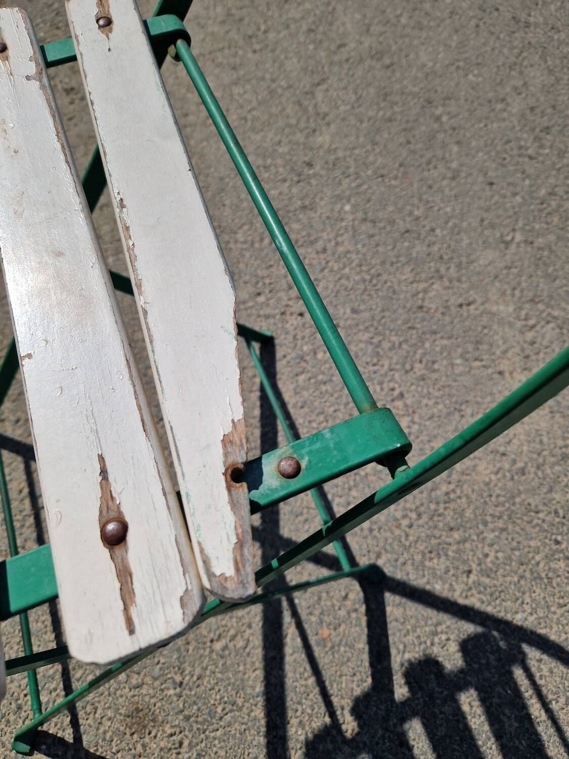 Set of 4 folding wrought iron bistro chairs