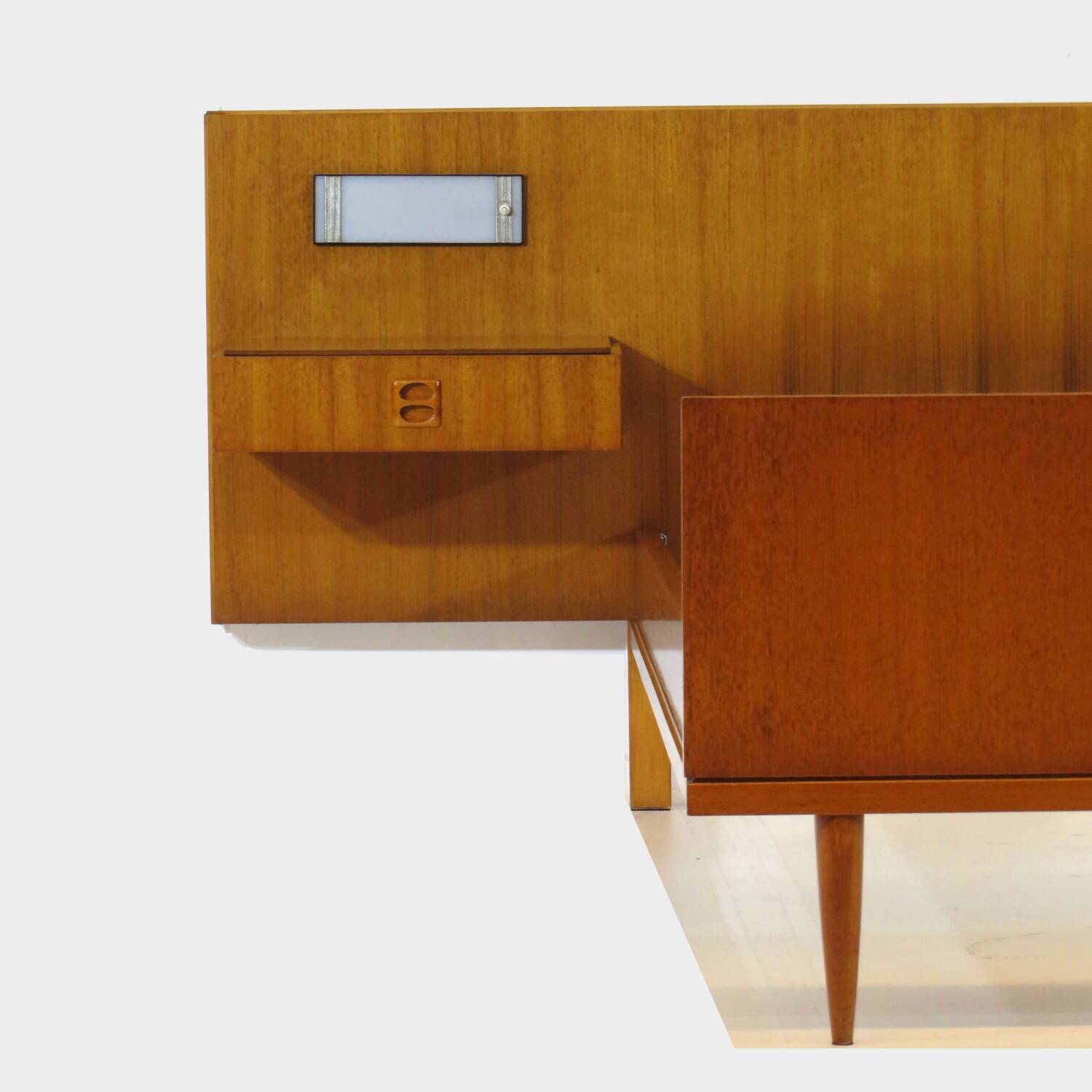 Vintage mid century double bed in teak + floating nightstands & lighting