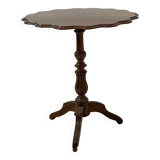 19th century pedestal table with tilting top