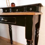 Booster desk