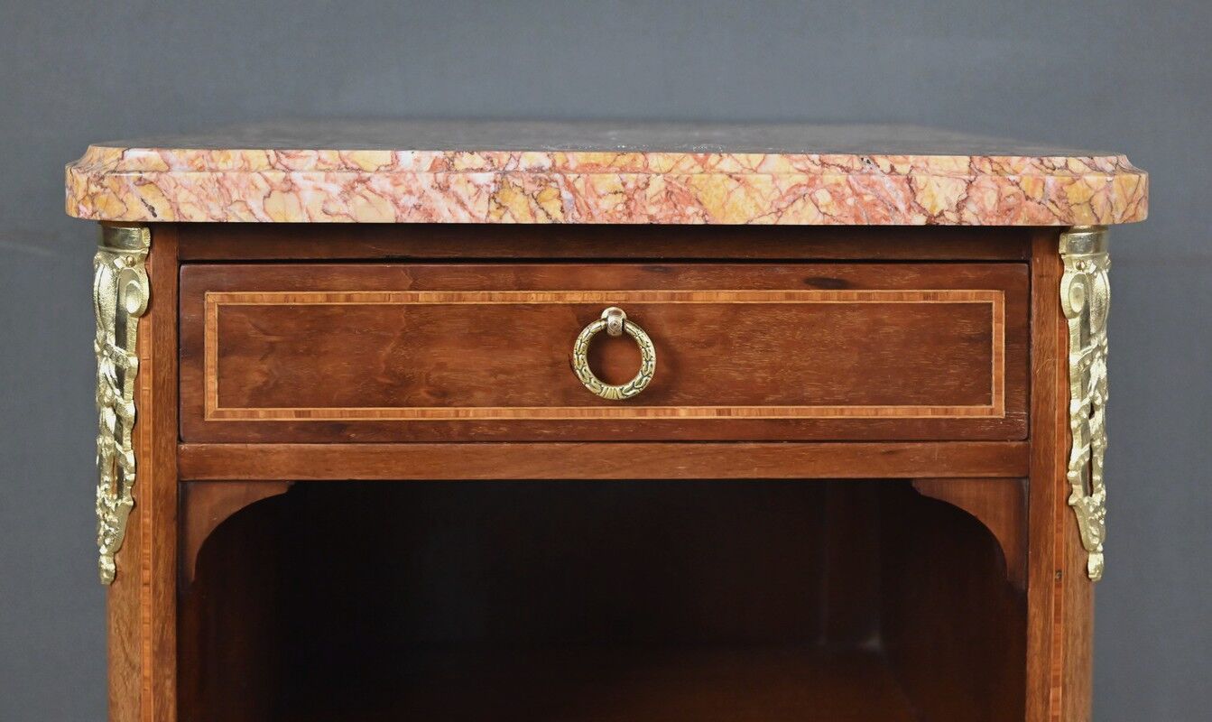 Small living room piece in marquetry, Louis XVI style – early 20th century