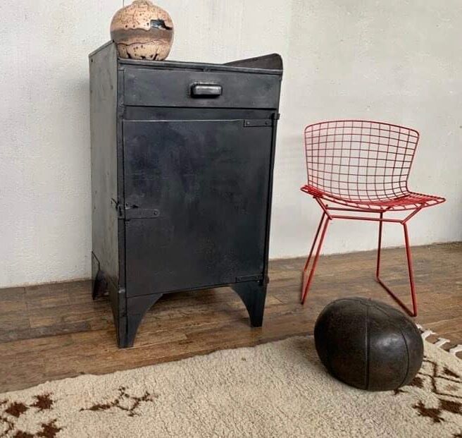 Old Industrial workshop furniture with 1 door 1 drawer in patinated iron