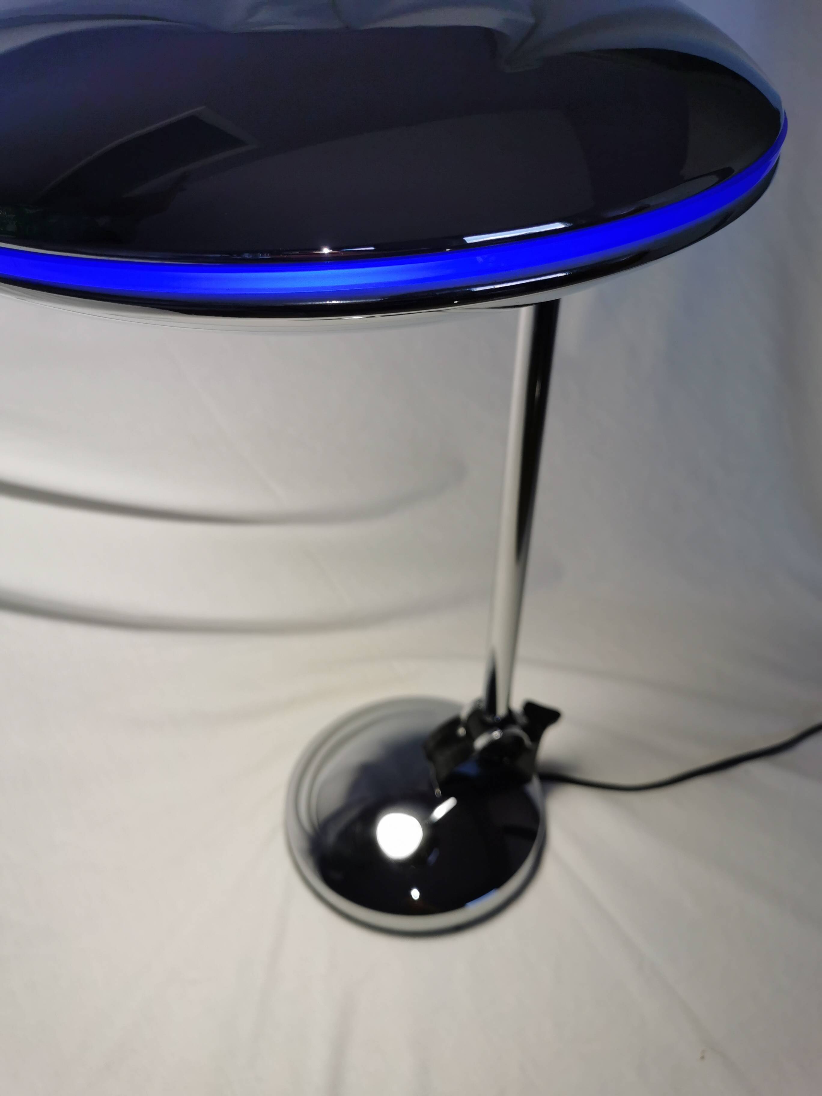 Adjustable chrome metal UFO lamp, space age, UFO, Aluminor, France, 1980.