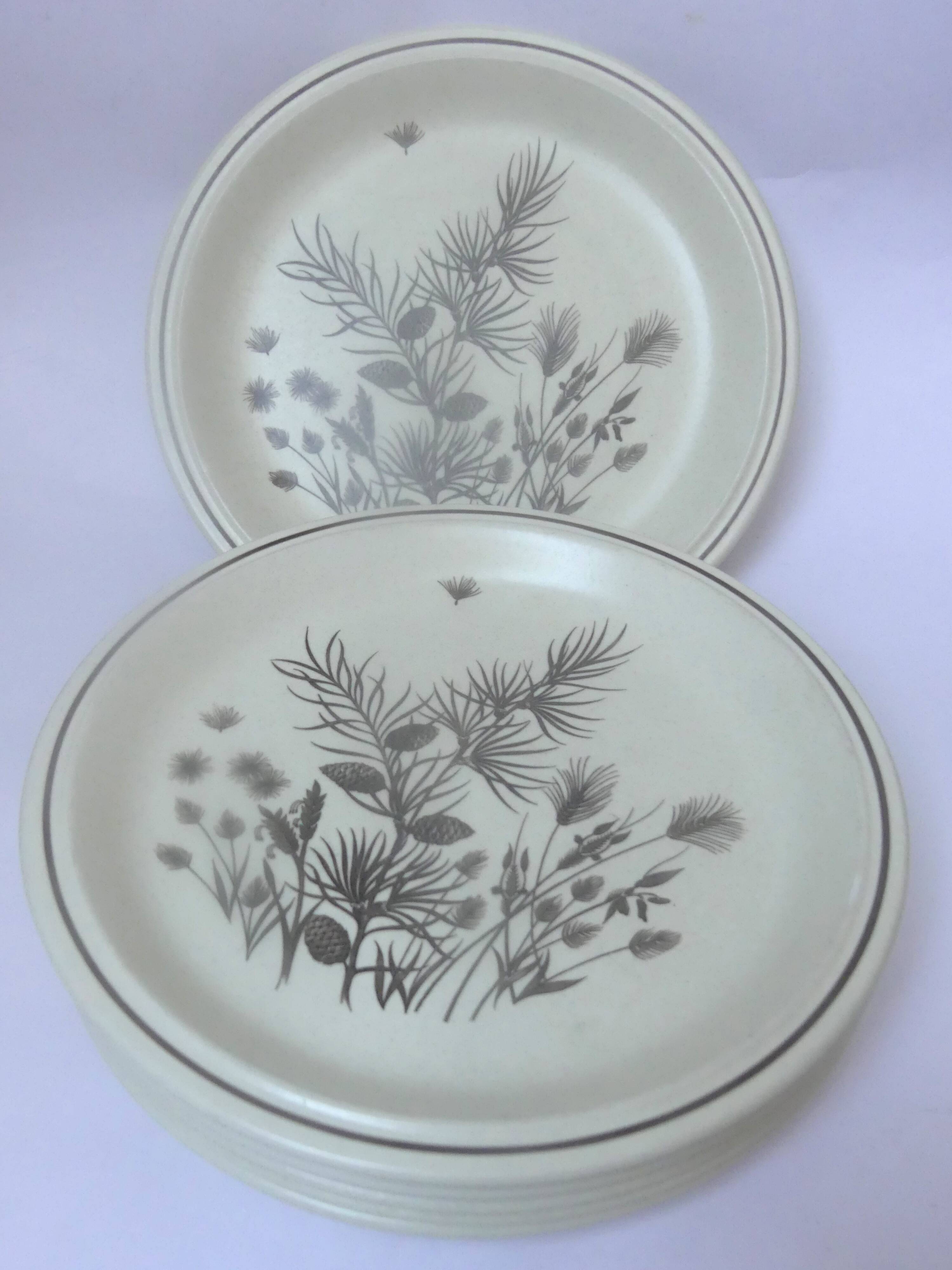 Set of 6 flat english plates