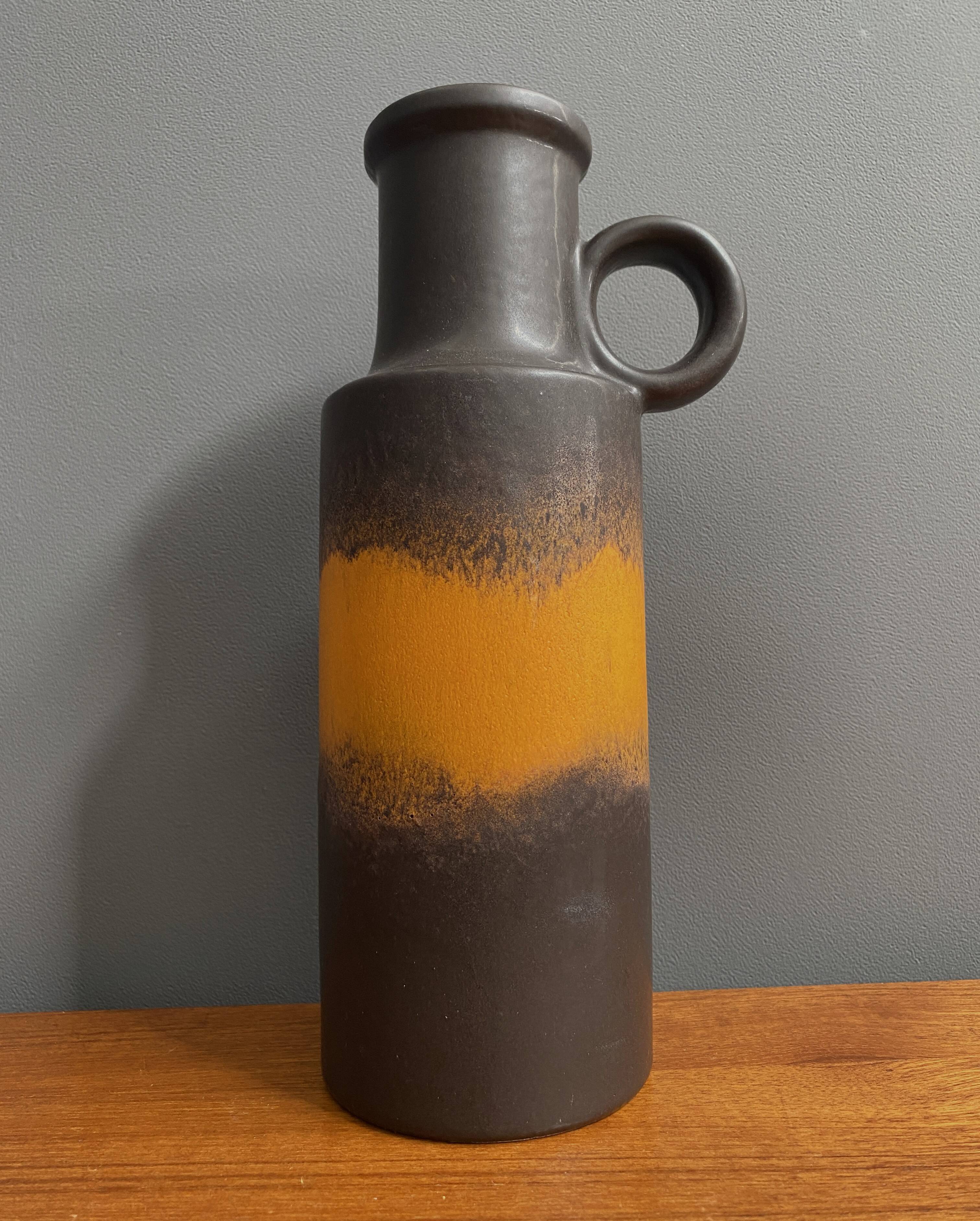 vase marron et orange Allemagne de l'Ouest Scheurich modèle 401-28 années 1970