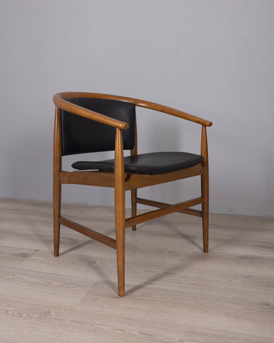 Ensemble de 4 chaises vintage en bois et cuir des années 1960 conçues par isa bergamo