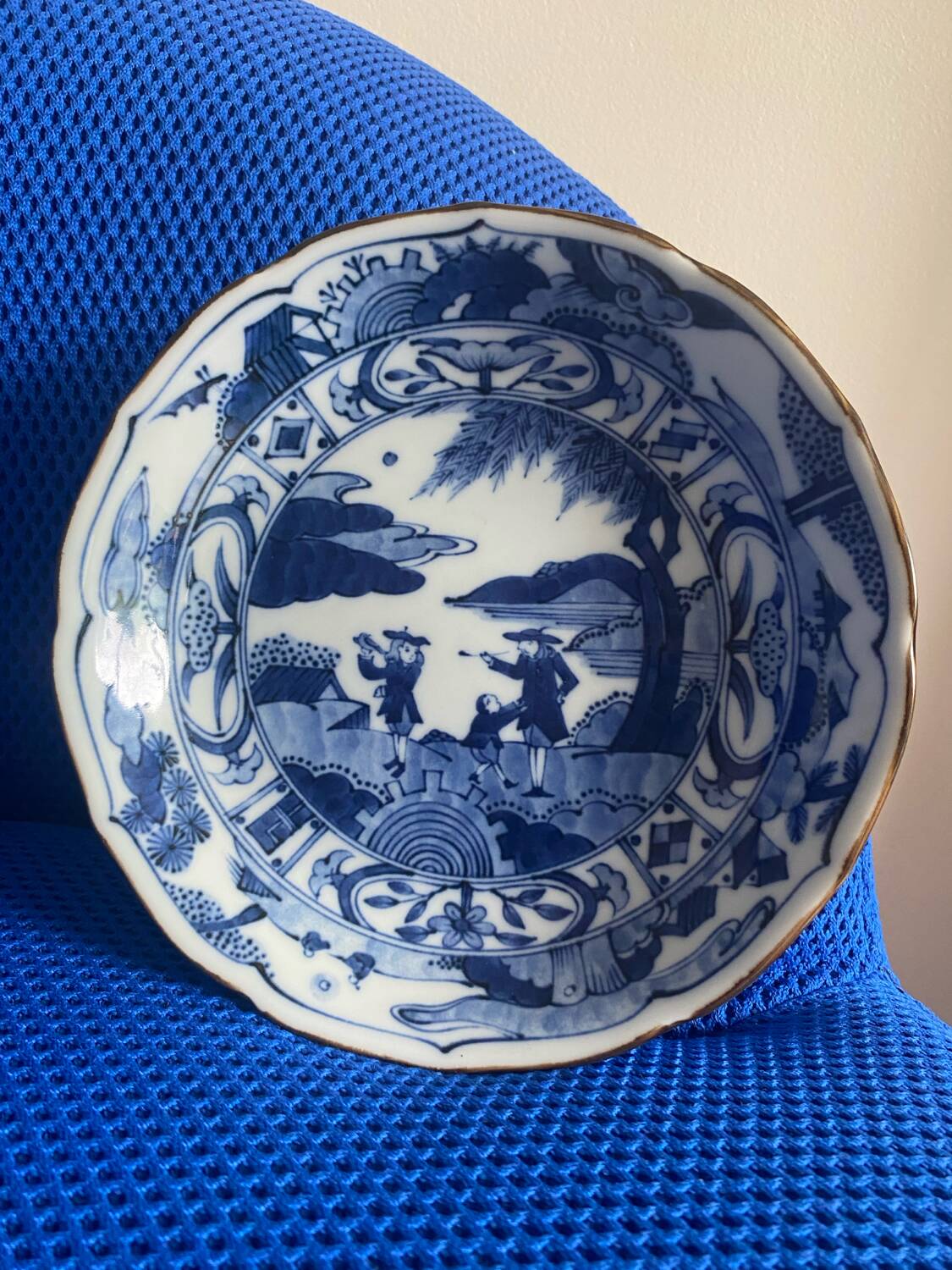 Assiette en porcelaine