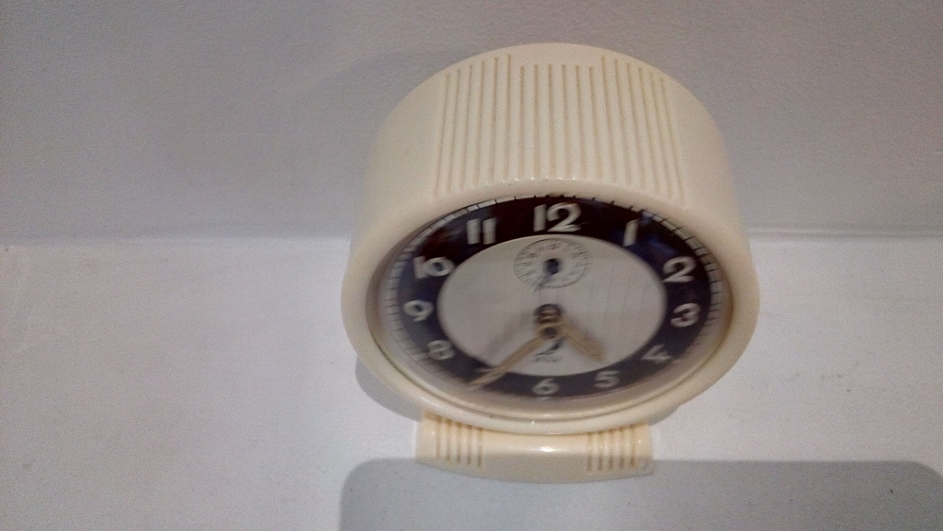 Awakening Jaz bakelite cream