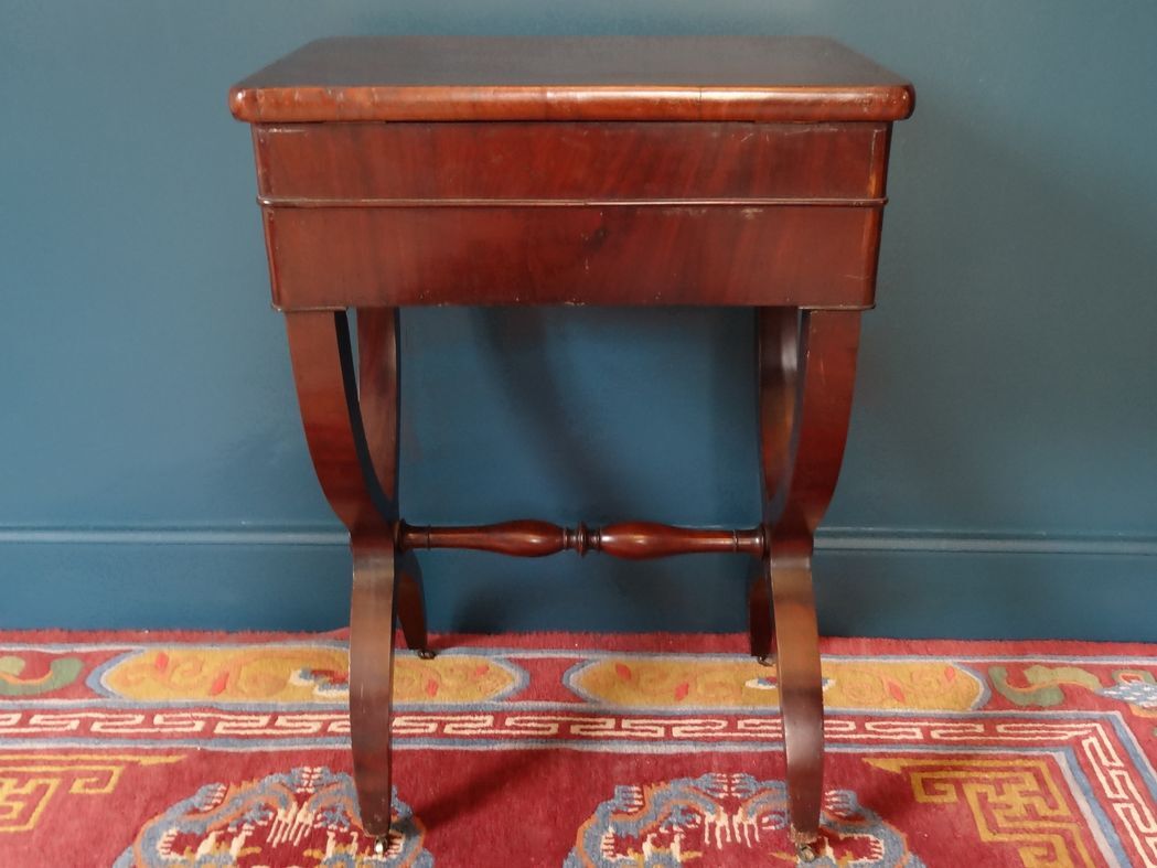 Charles X vintage mahogany hairdresser - 52 x 74 cm