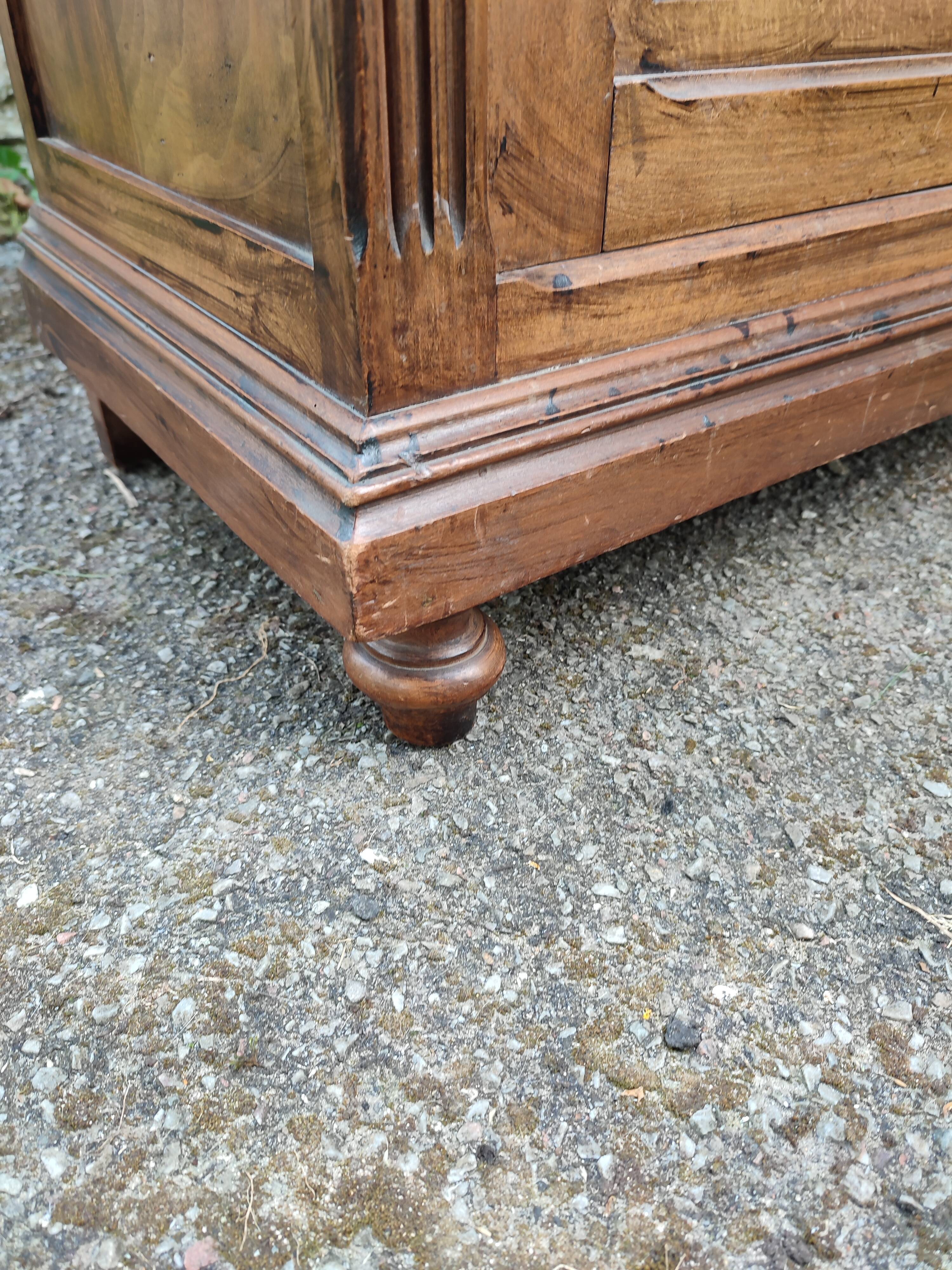 Parisian glazed wardrobe