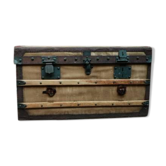 Travel chest debut of the century origin france paris