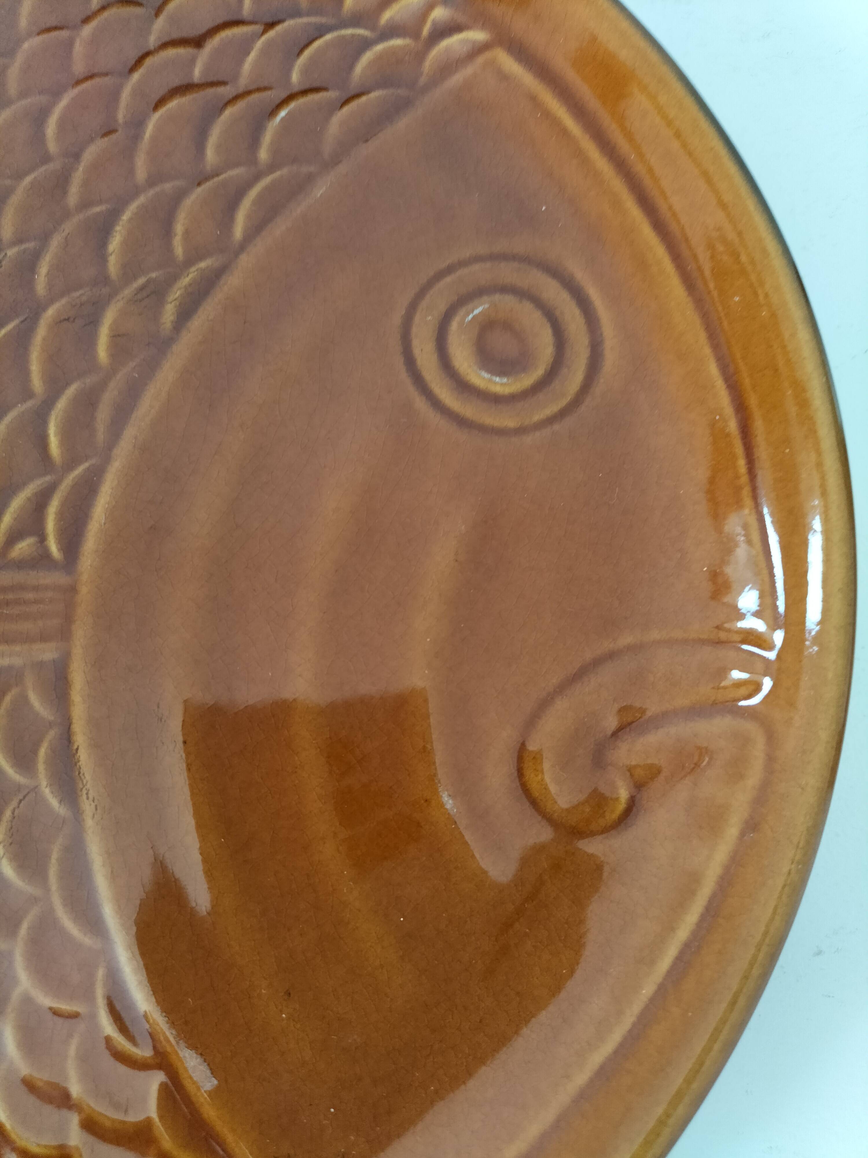 Sela Fish Barbotine Plate Set (Portugal)