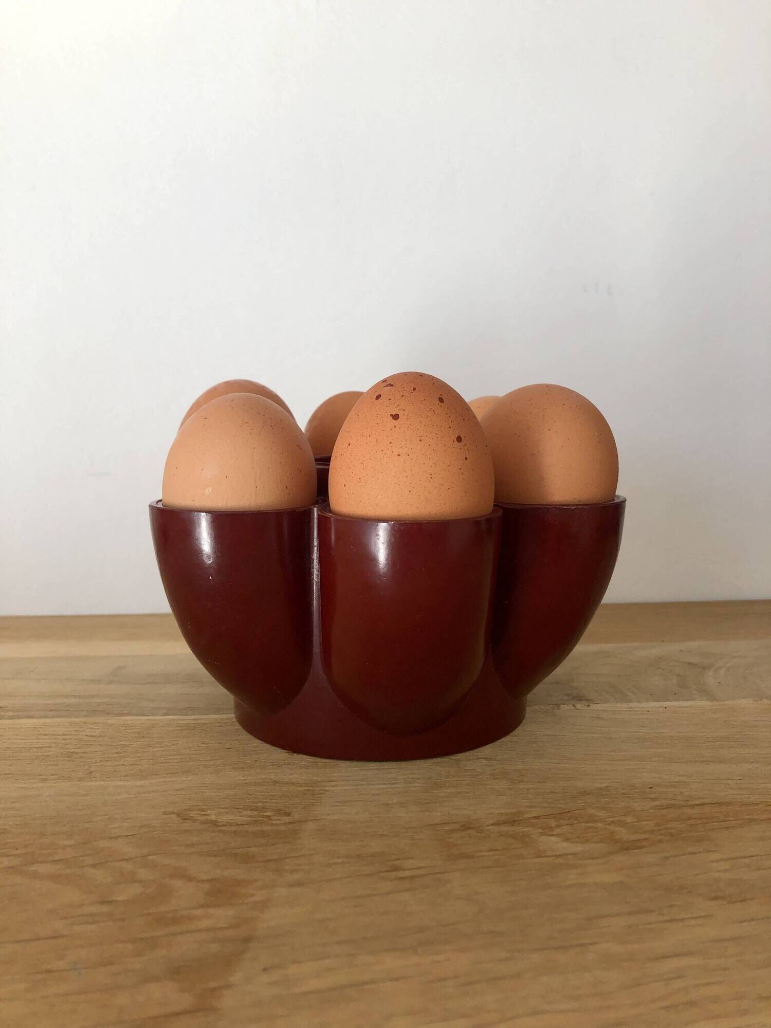 Vintage bistro egg display in bakelite from the 70s