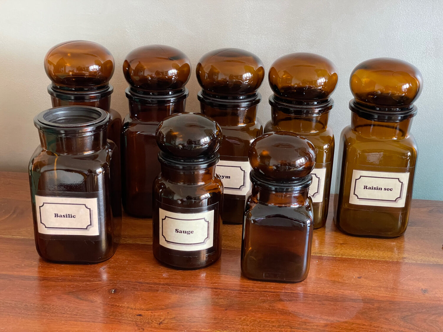 Set of 7 jars, spice apothecary jars