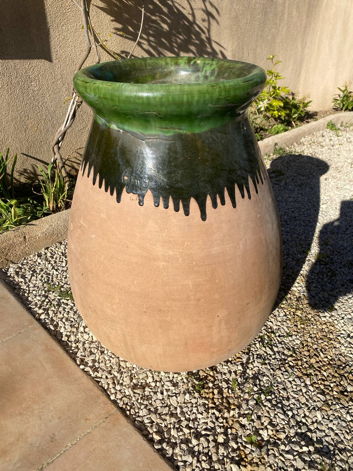 Vintage Provençal jar Ravel