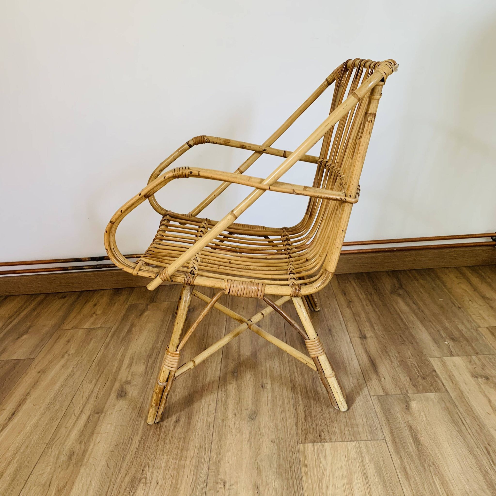 Fauteuil cubique en rotin