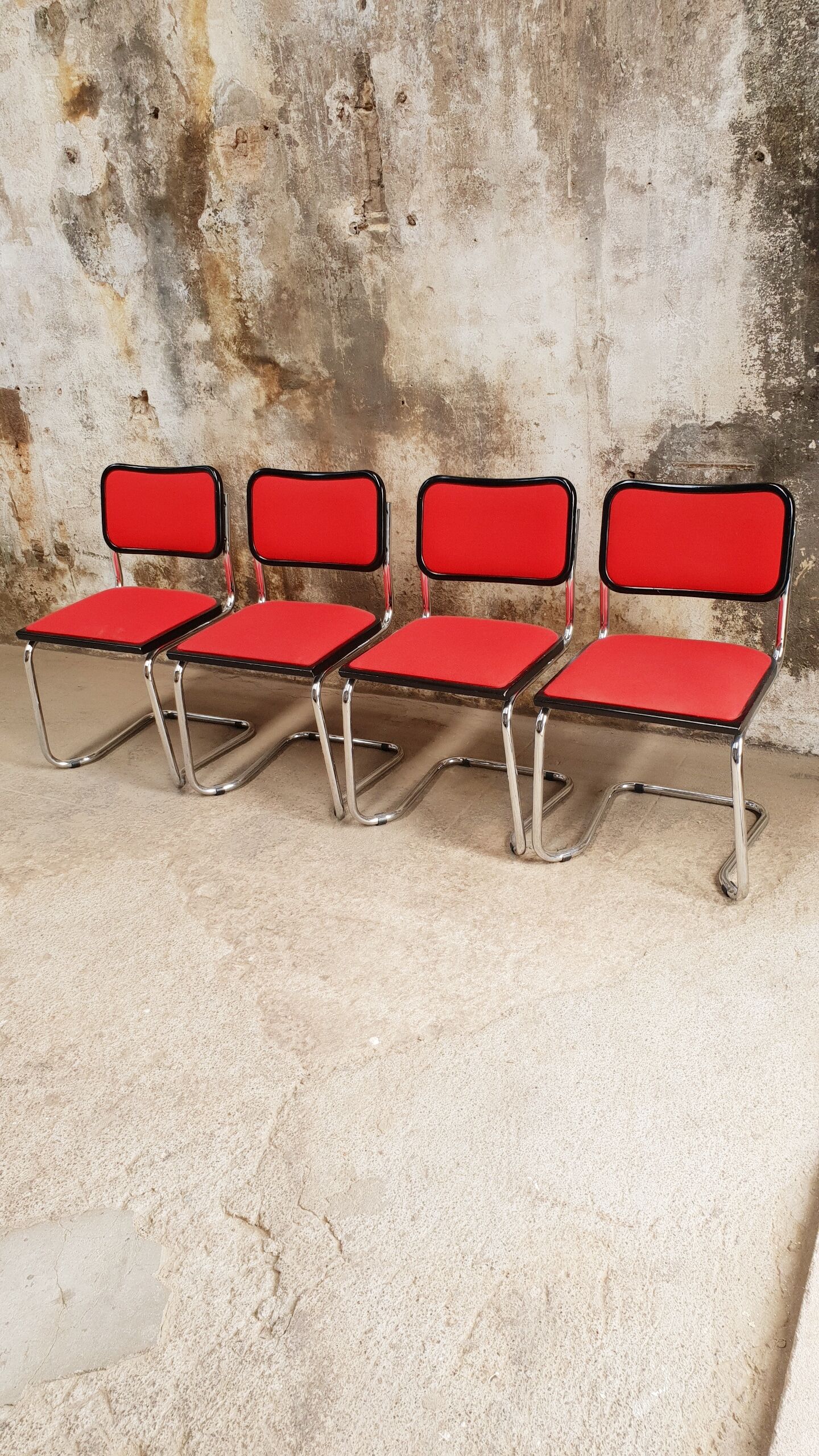 Chairs Marcel Breuer B 32