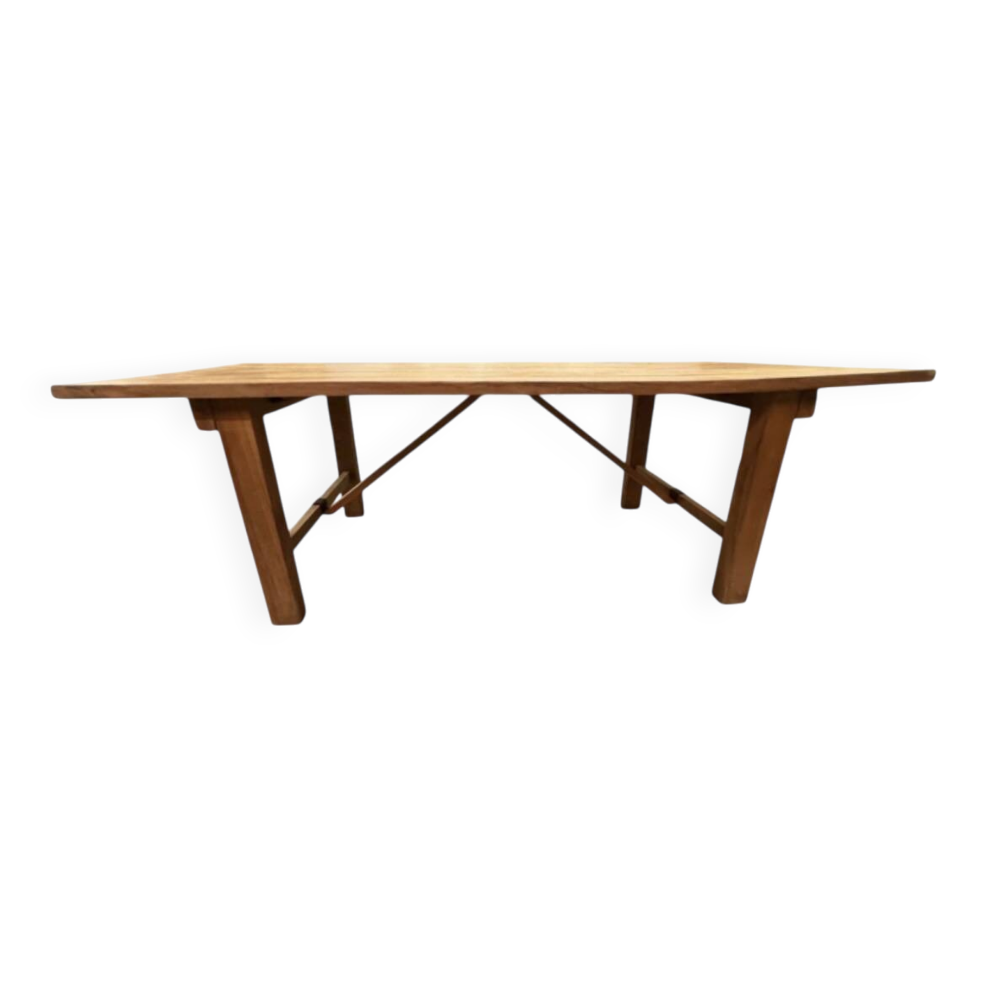 Old work table in elm