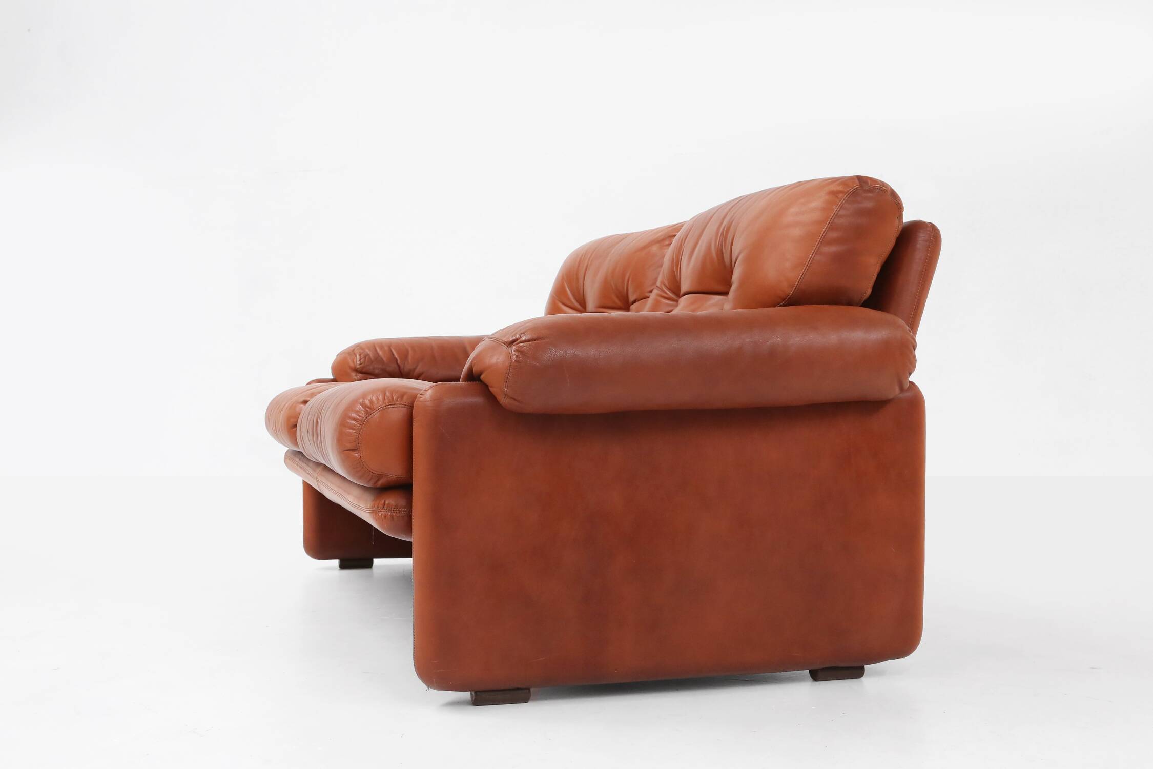 Brown leather 2-seater sofa Coronado by Tobia Scarpa for B&B Italia, Italy ca. 1960