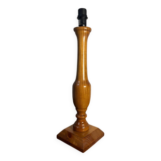 Pied de lampe en bois massif