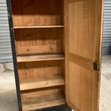 Patinated fir bonnetière