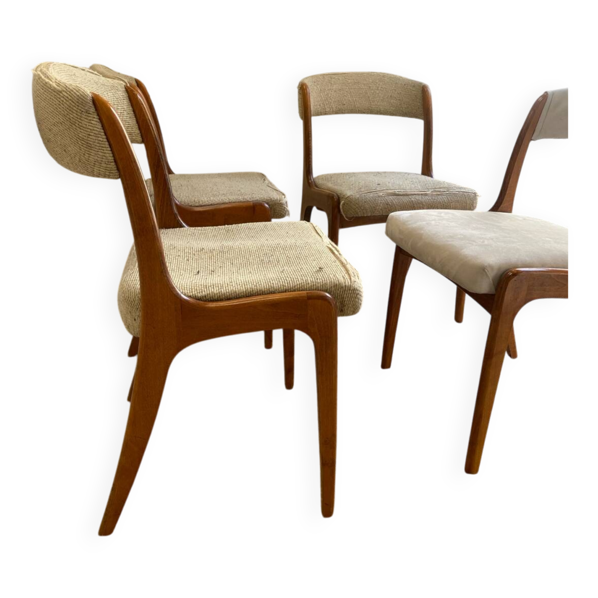 Set of 4 Gondole chairs in fabric signed by Baumann.