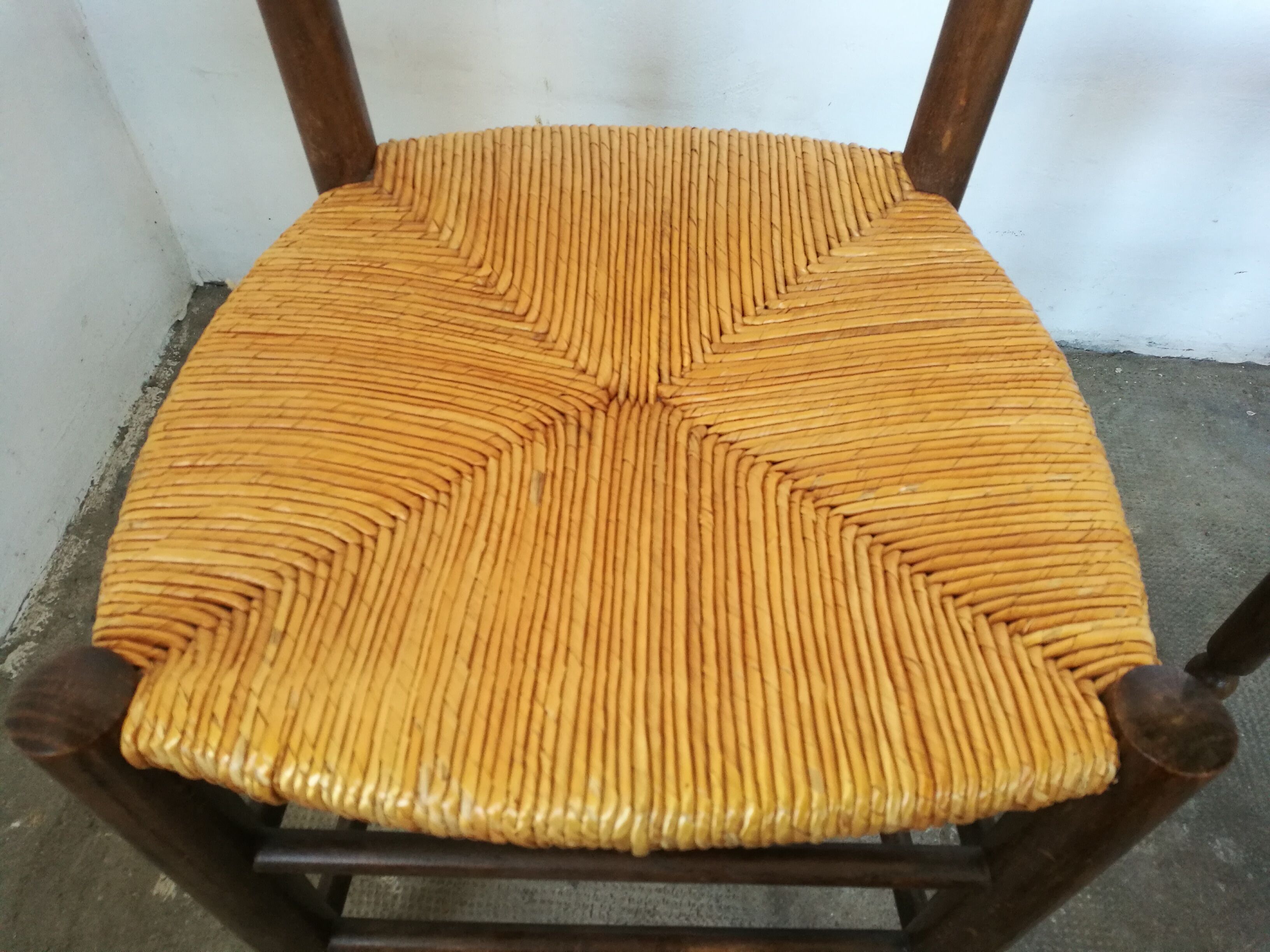 Paire de chaises paillées