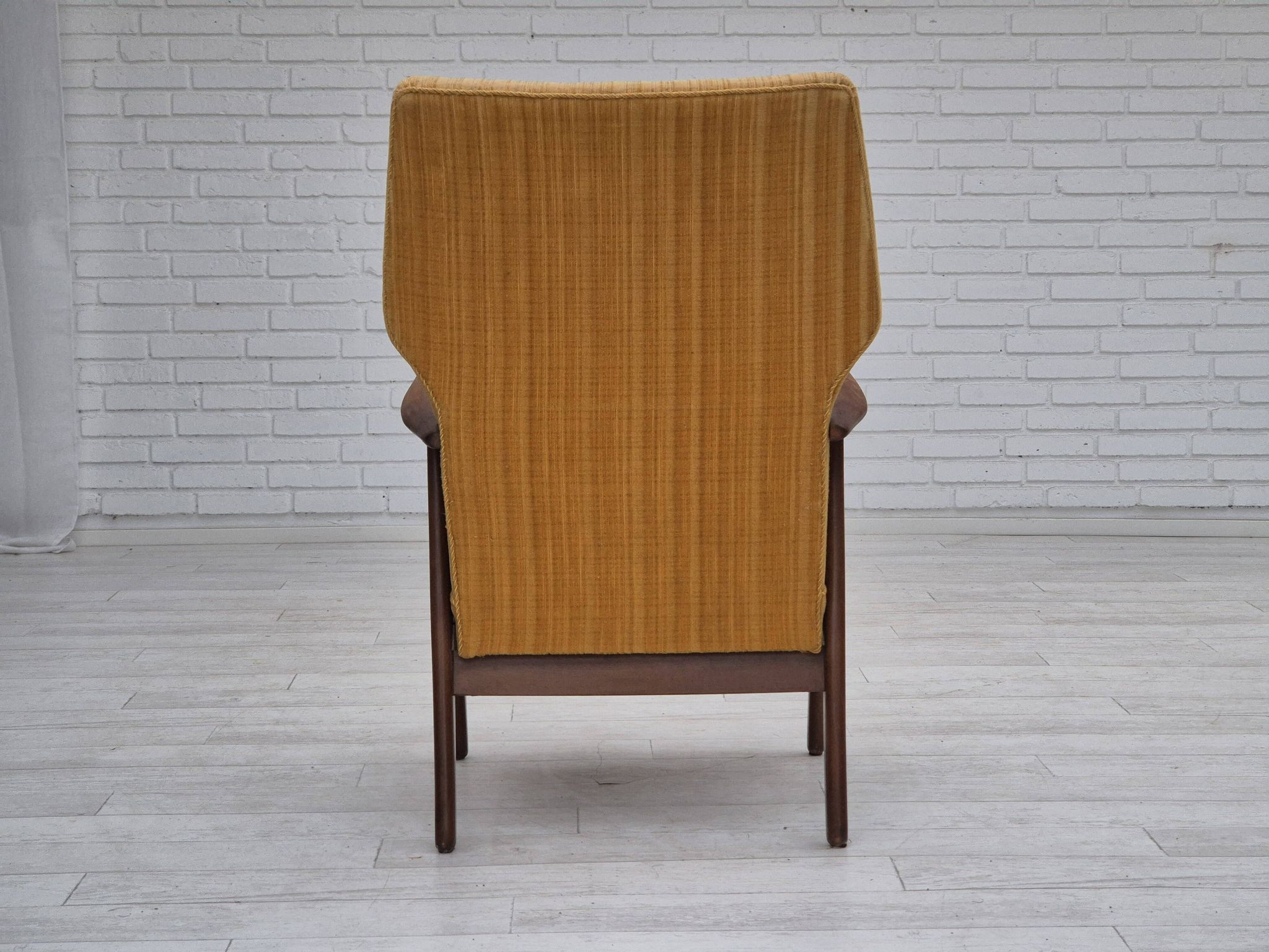 Années 1960, design danois par Kurt Olsen, fauteuil modèle 230, état d'origine.