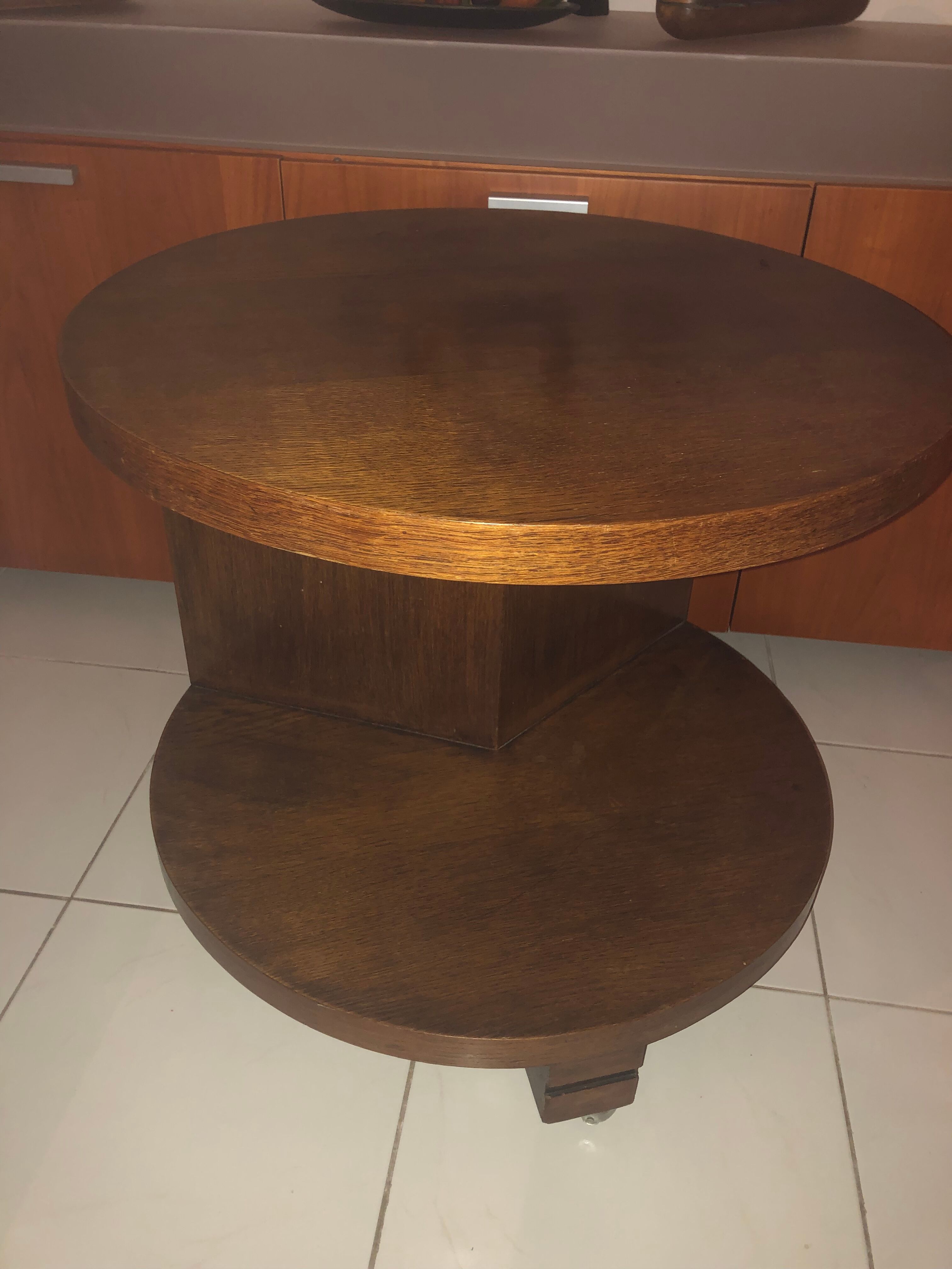 Circular art deco bar