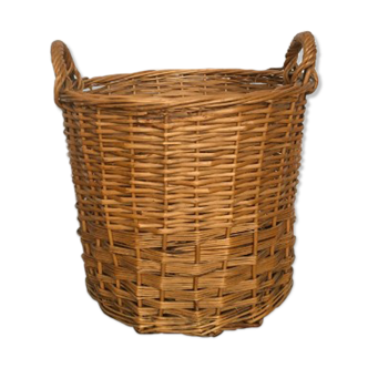Vintage wicker basket