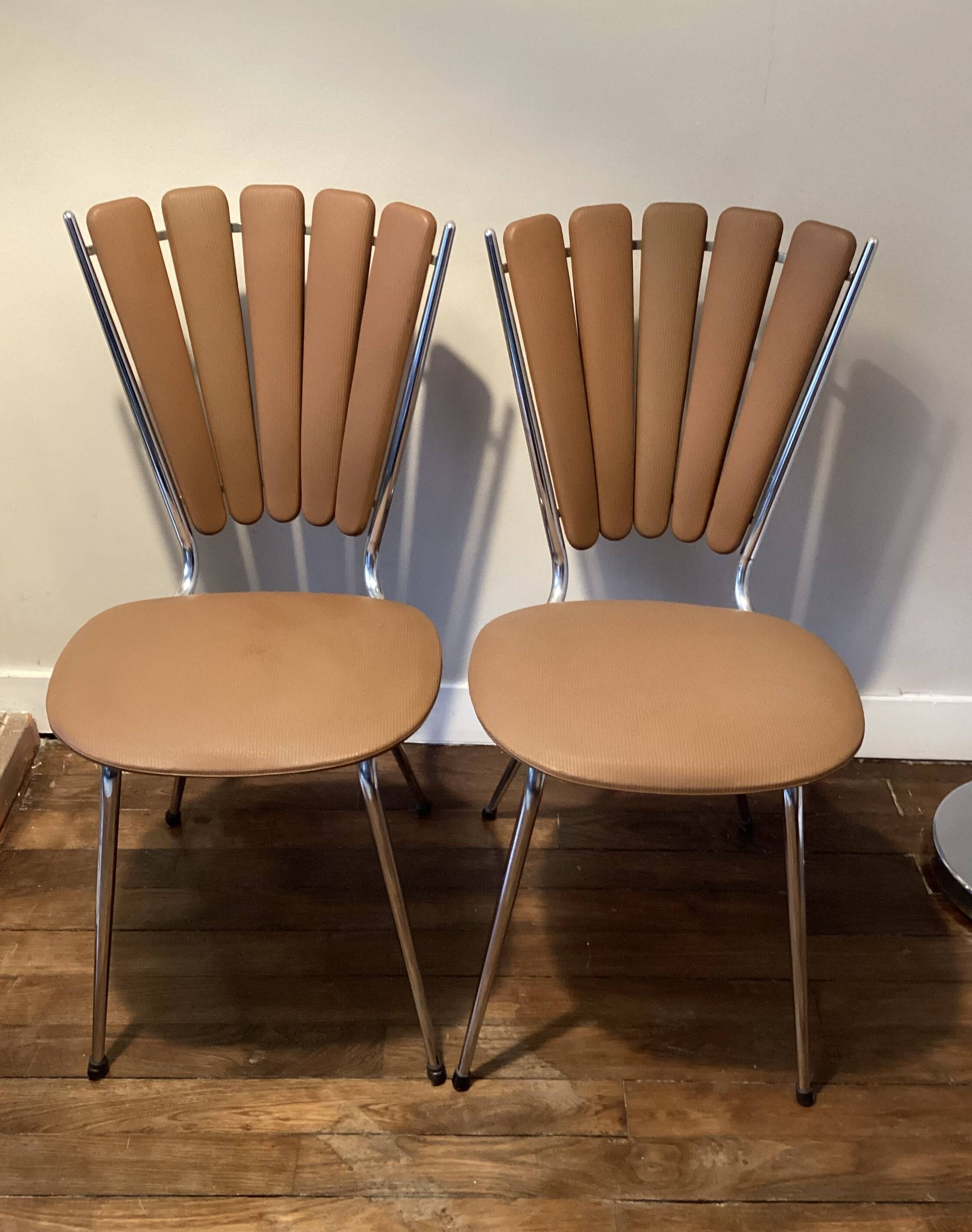 Set of 2 LE GAL chairs, vintage 70s