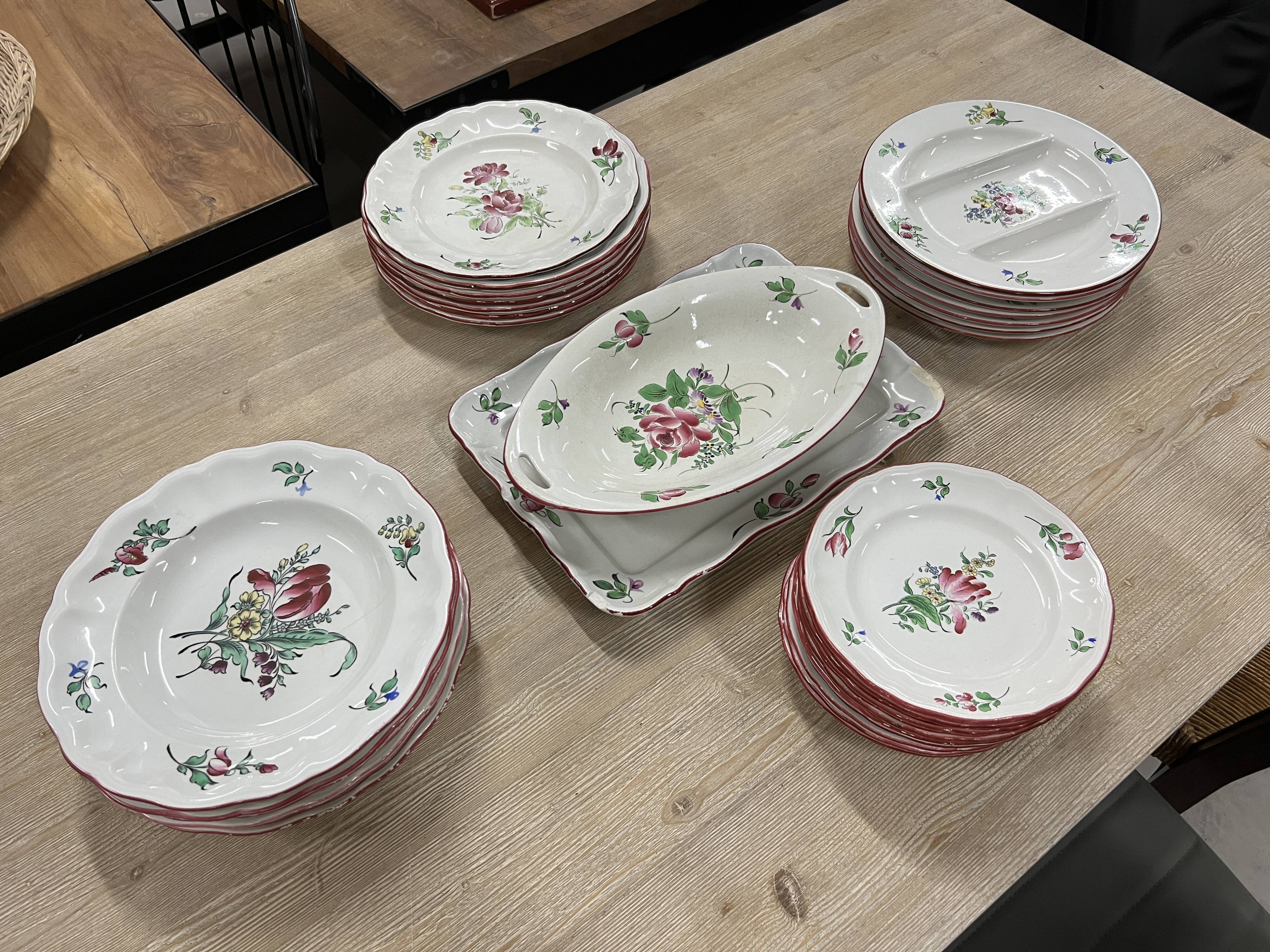 Service 36 pieces in half-porcelain of Luneville