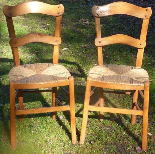 2 Solid wood straw chairs