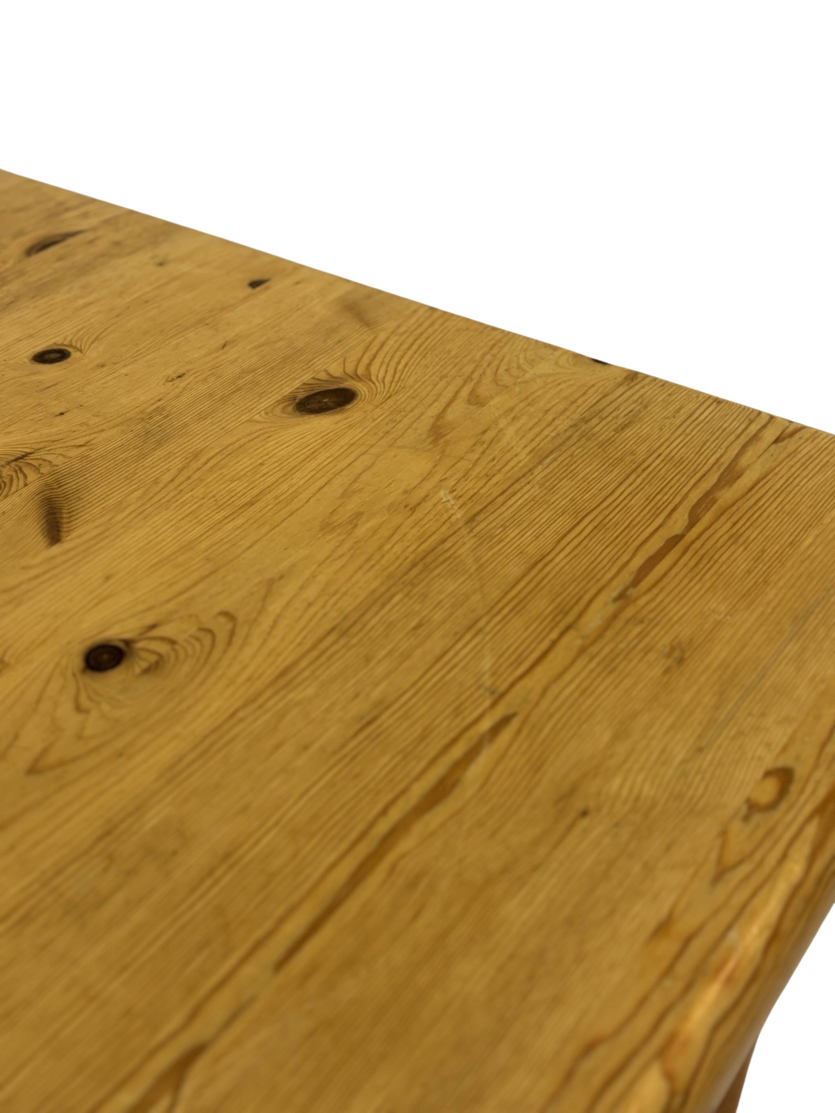 Vintage coffee table in pine 70s minimalist design