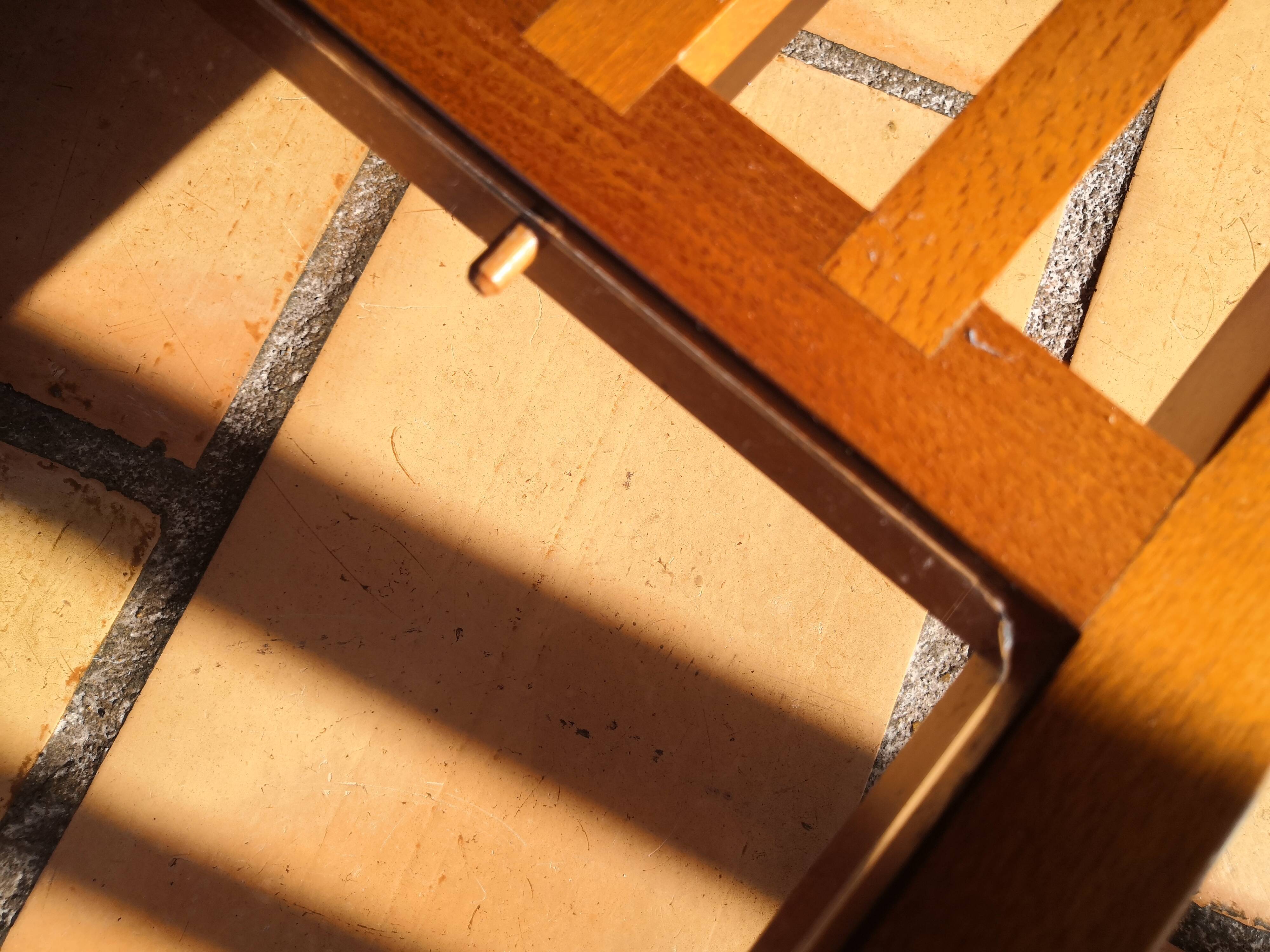 Pierre Vandel Bass Table