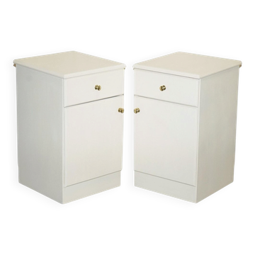 Tables de Chevet en Blanc Peint avec Boutons en Laiton, Set de 2
