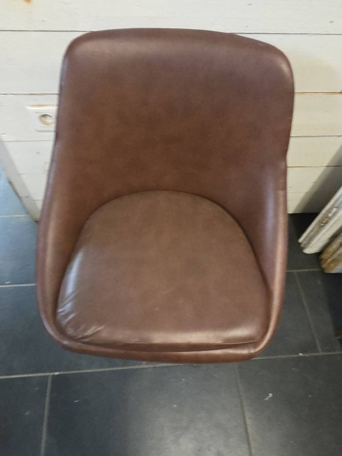 Swivel armchair with chrome metal legs from the 70s