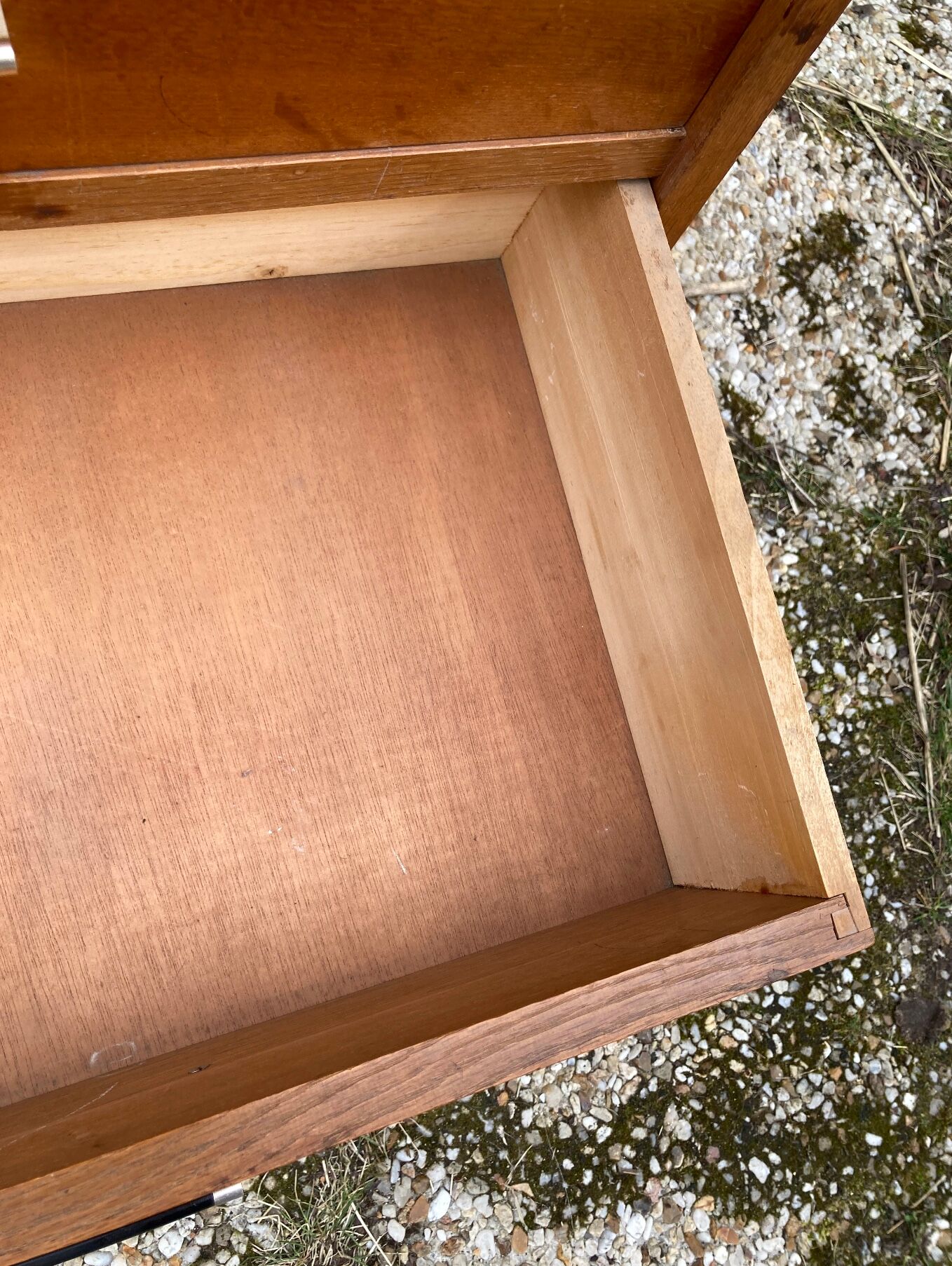 Vintage knitted bonnet feet compass