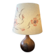 Important wooden floor lamp with a lampshade decorated with flowers from around 1970.
