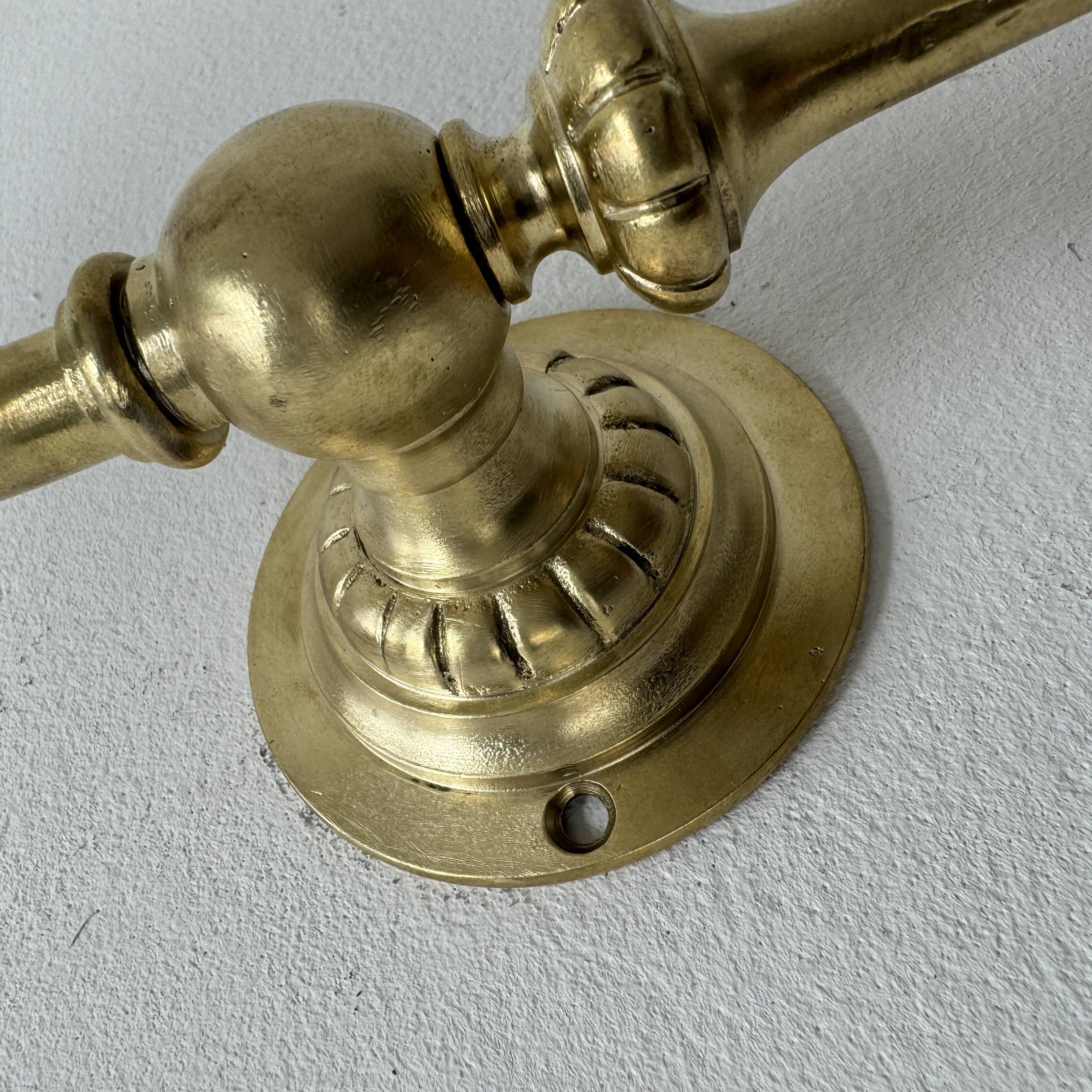 Antique articulated opaline wall light