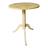 Side table, pedestal table patinated with natural pigments