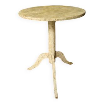 Side table, pedestal table patinated with natural pigments