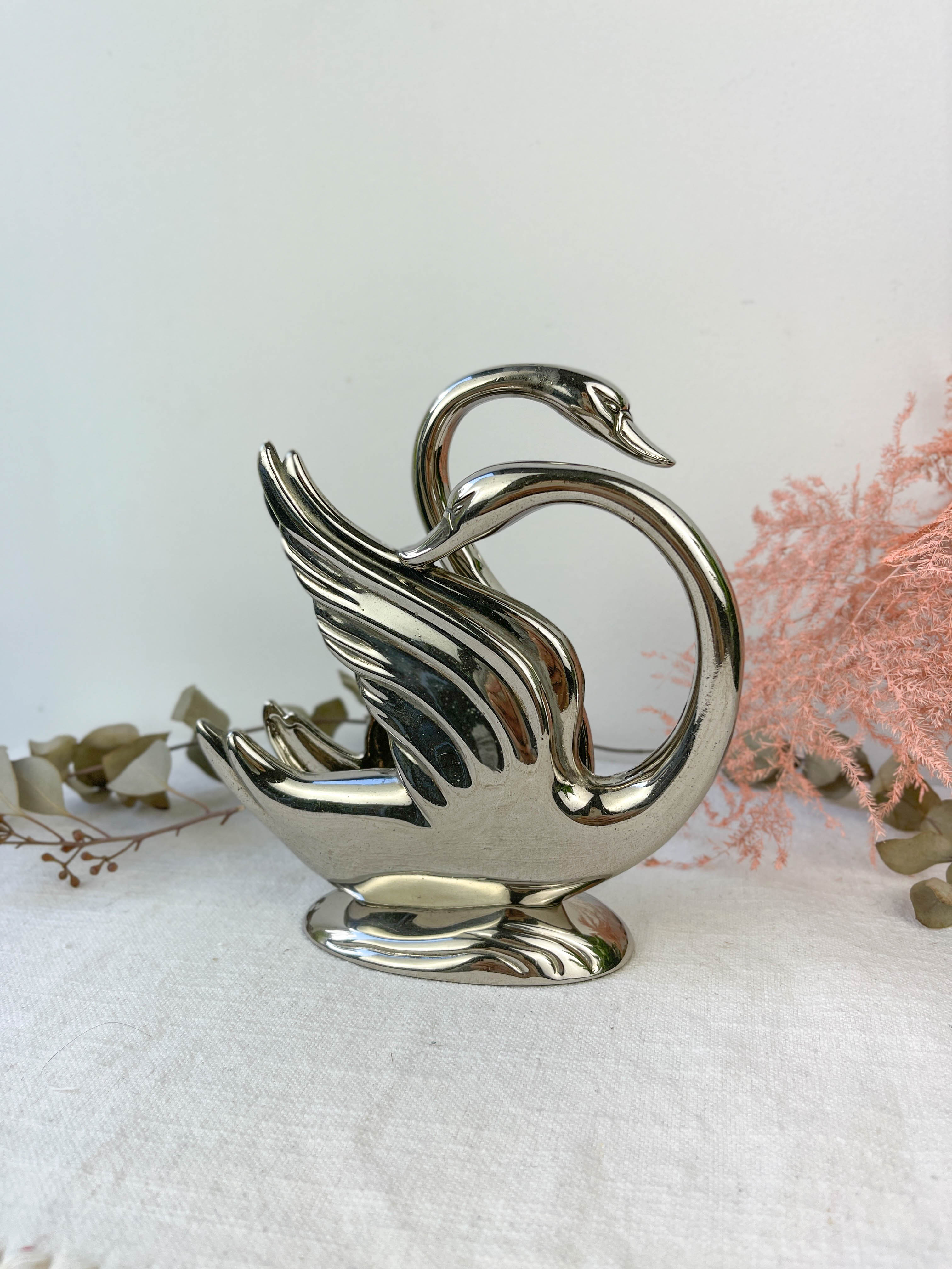 Tin mail holder couple of swans