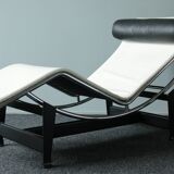 LC4 lounge chair Le Corbusier, Cassina