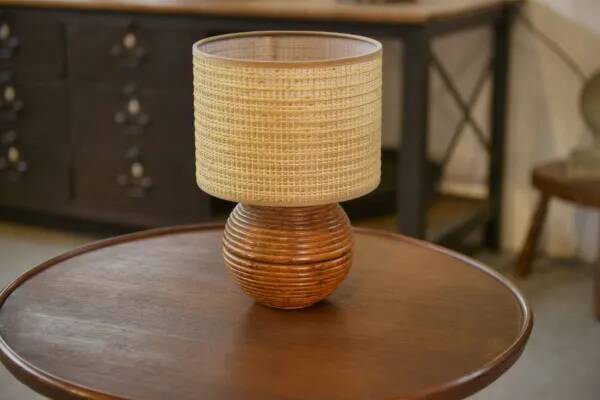 Turned walnut burl lamp, 1940s