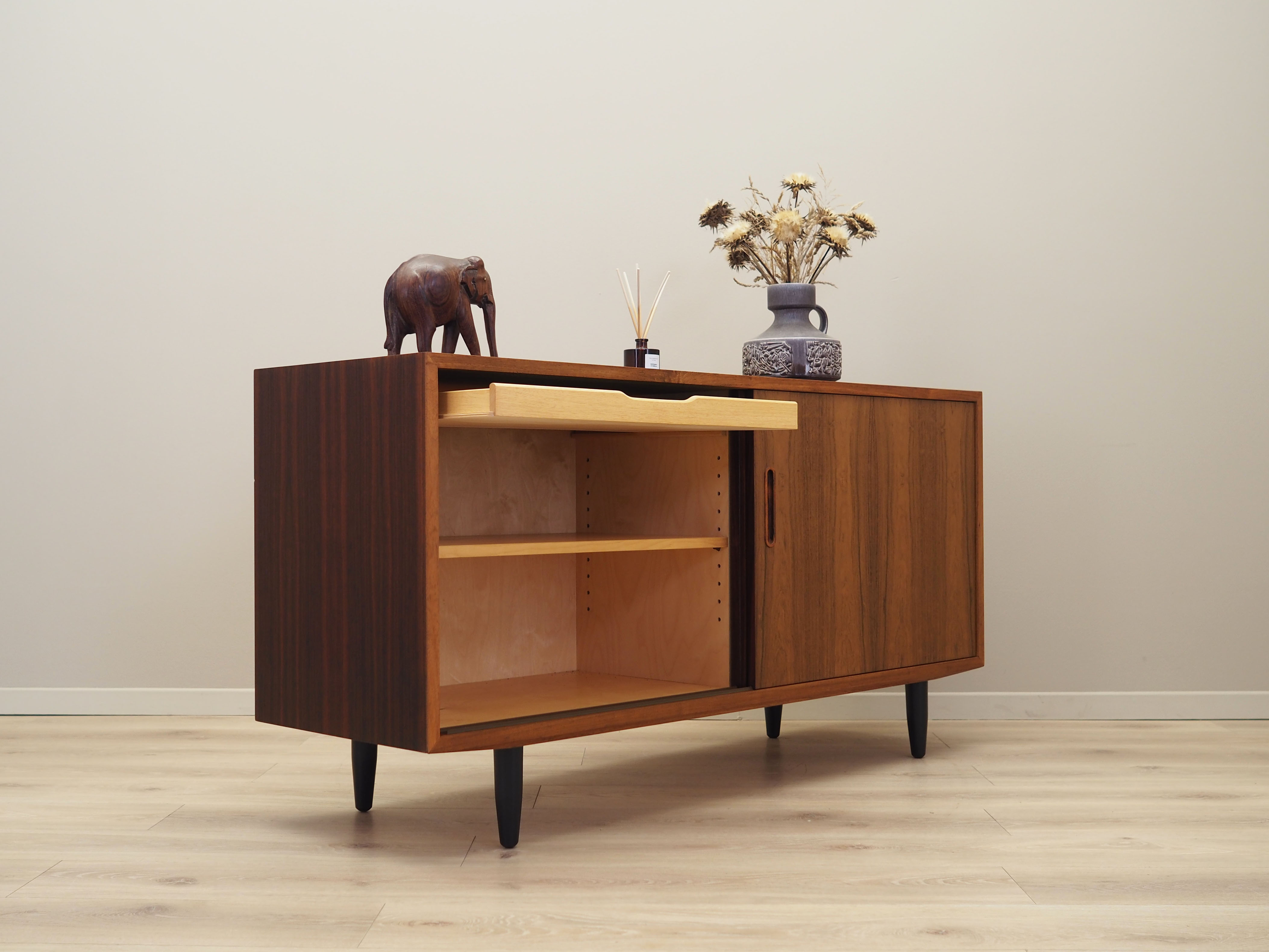 Rosewood cabinet, Danish design, 1970s, manufacture: Hundevad