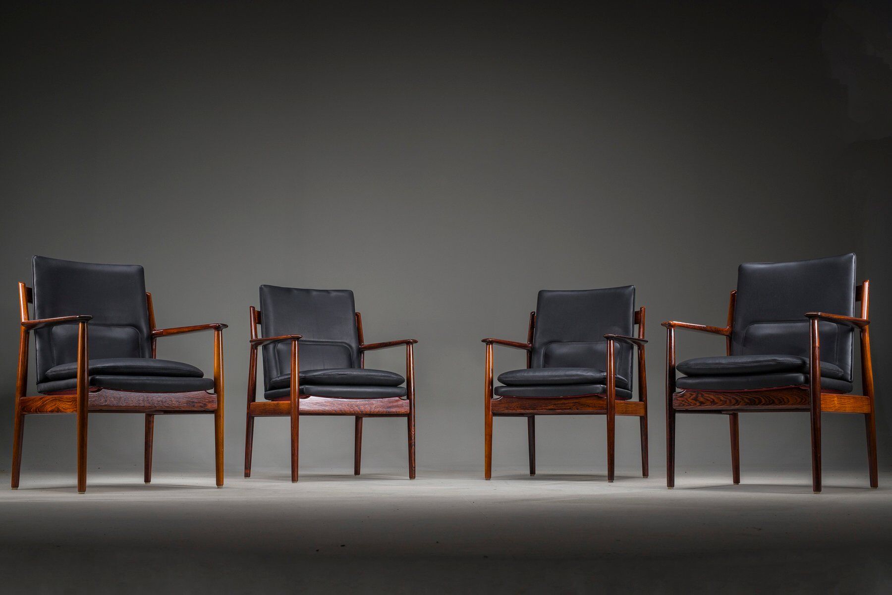 Danish Model 431 armchairs in leather by Arne Vodder for Sibast Møbler, 1960s, set of 4