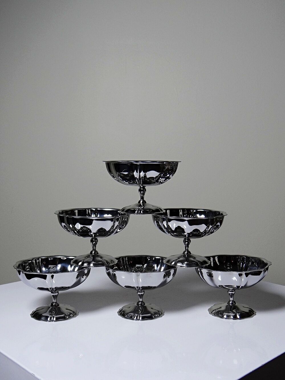 6 vintage bistro-style stainless steel dessert bowls on stands