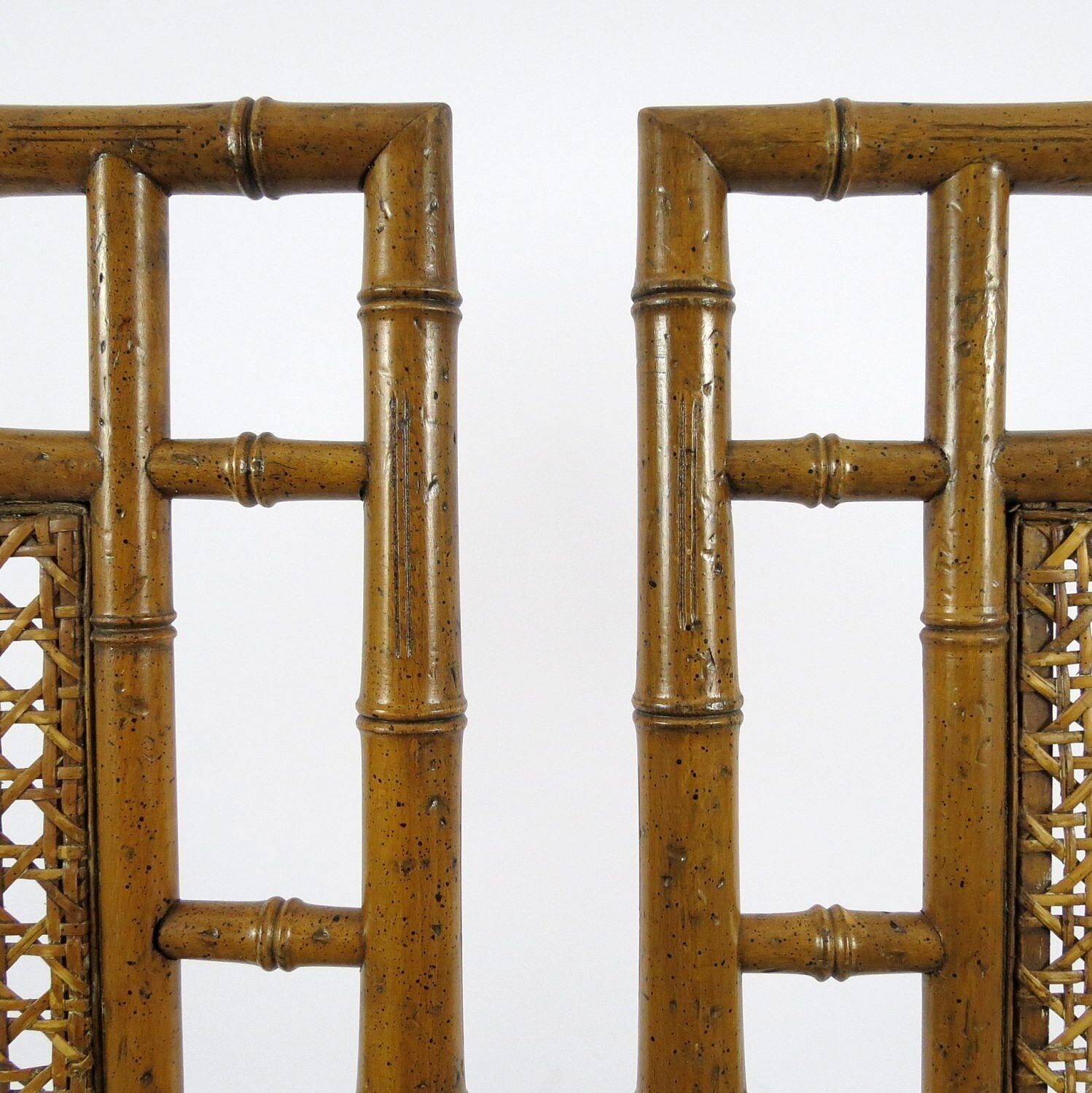 Paire de chaises de salle à manger en faux bambou, années 1970